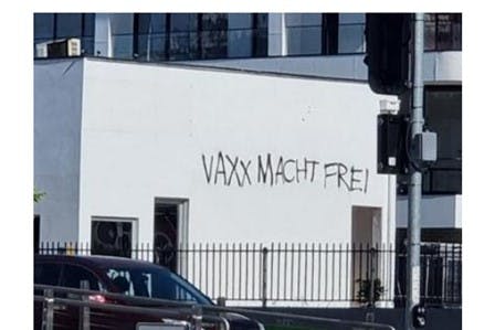 Graffiti of “Vaxx Macht Frei” on Swan St and Punt Rd, Richmond, Melbourne (ECAJ)