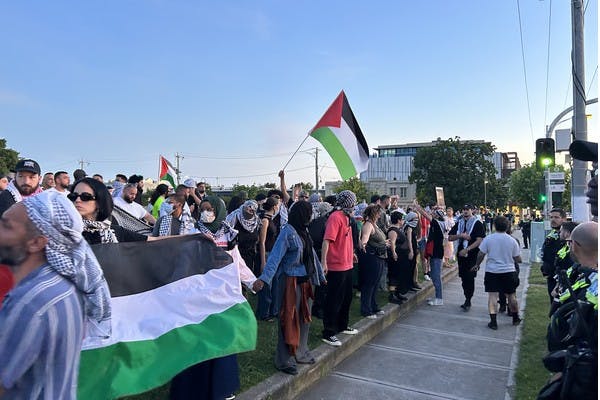 Pro-Palestinians in Caulfield (Mike Lorigan)