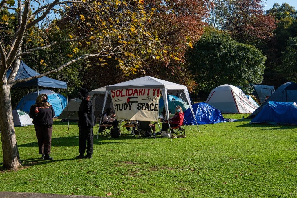 A pro-Palestinian encampment at Melbourne University (Image: James McPherson).